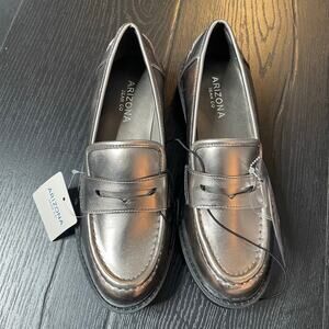 Arizona Jean Co Lillie Closed Toe‎ Loafers Lug Sole NWT New Silver 6 Shoes
